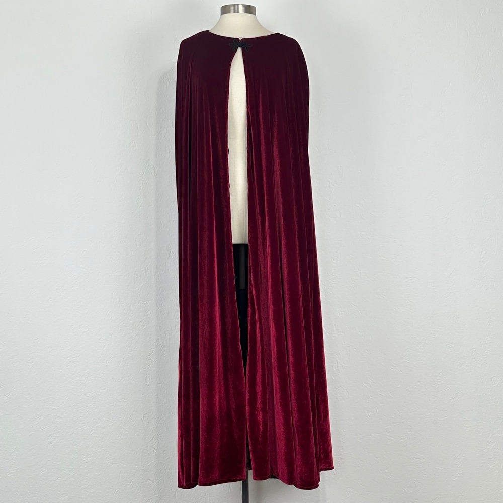 Handmade Ren Faire Cosplay Velvet Cape Cloak One Size Burgundy Halloween Costume